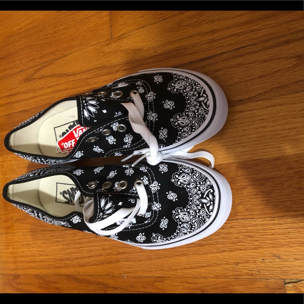 Bandana Print Vans